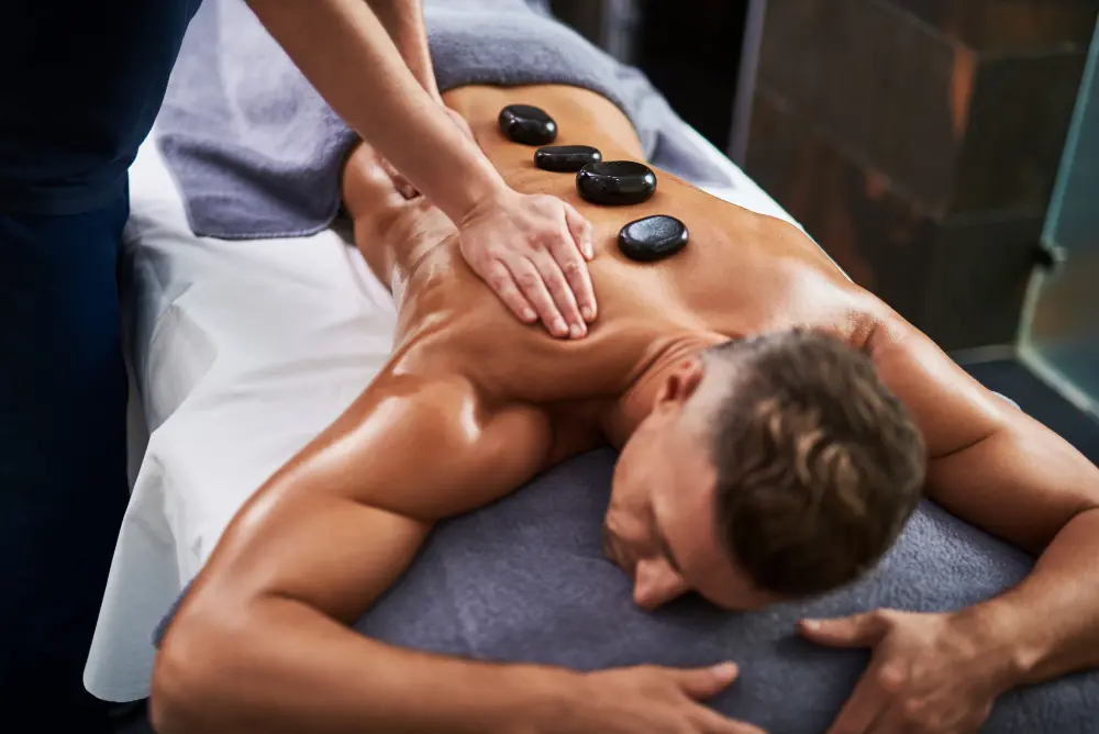 Hot Stone + Thai Aroma Massage Hot Stone + Thai Aroma Massage